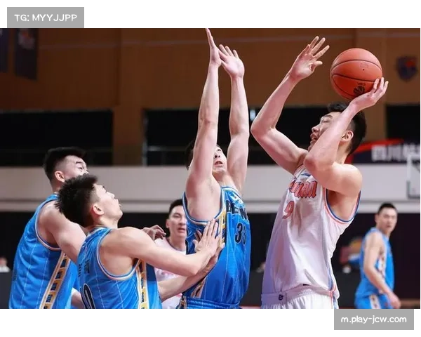 赵戌宏广东内线轮换 场均9分钟主要承担犯规和篮板任务